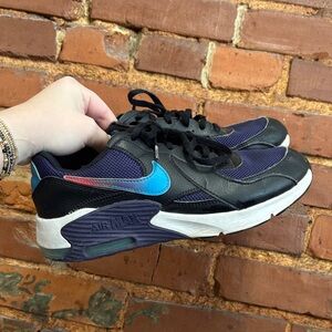 Nike Air Max Excee SE1 Sneakers Purple/Black/ Blue/Red Size 5Y Boys or‎ Girls